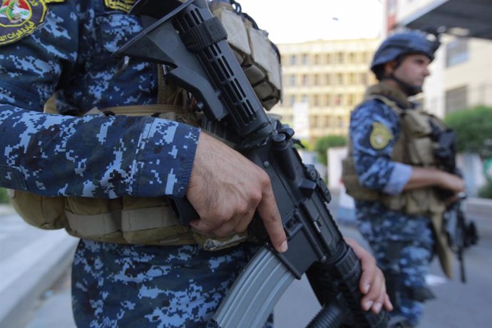 Irak.- Mueren dos policías iraquíes en un ataque cerca de la frontera con Siria