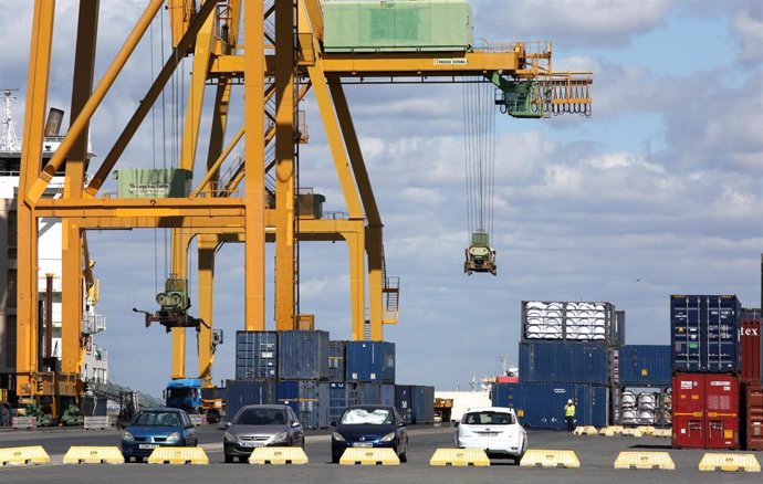 Maersk inaugurará una nueva línea de contenedores en el puerto de Huelva.