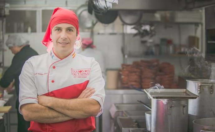 El cocinero cartagenero Felipe Antonio Díaz, en una imagen en el restaurante en el que trabajaba en México
