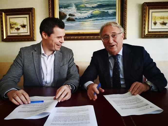 La APA formaliza la compra de un camión de bomberos