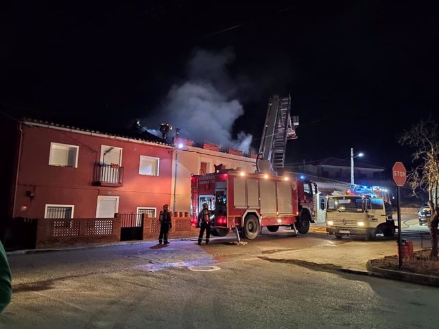 Incendio en una vivienda de Carboneras.