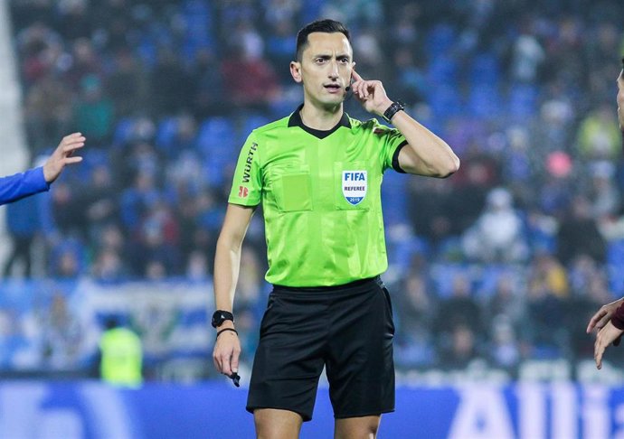 El árbitro murciano José María Sánchez Martínez
