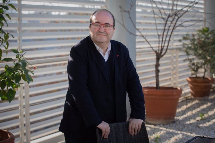 El primer secretari del PSC, Miquel Iceta, en una entrevista d'Europa Press, a Barcelona, el 9 de gener del 2020.
