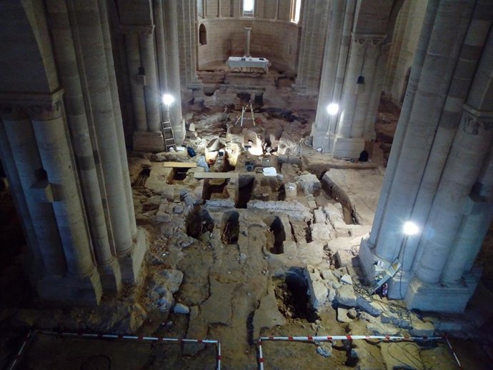 Interior de la iglesia del Monasterio de Irache.