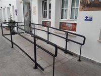 FAMMA celebra el compromiso de la Comunidad de Madrid en mejorar la accesibilidad en los actos de sus consejerías