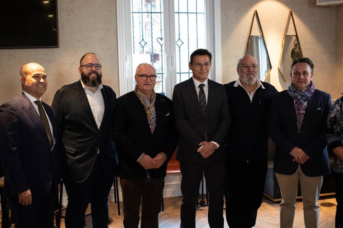 Los hermanos Pedraza del Restaurante la Ruta del Veleta y Turismo Andaluz, premi