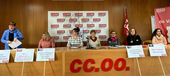 Mesa-Debate de CCOO sobre la mujer en el medio rural.