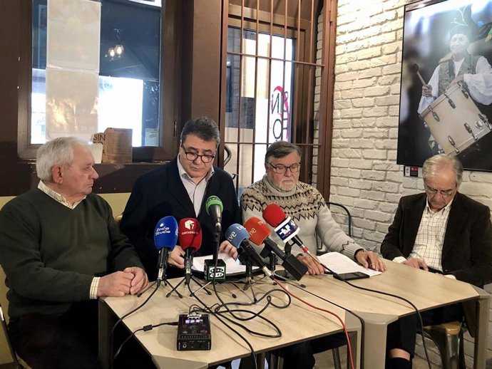 El grupo de Opinión Quercus y la Asociación Amigos de Torrelavega se han unido para solicitar al Ayuntamiento de Torrelavega la creación de un Museo de Arte Local