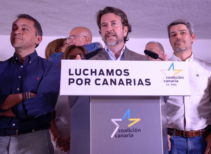 El expresidente del Cabildo de Tenerife, Carlos Alonso, en la noche electoral