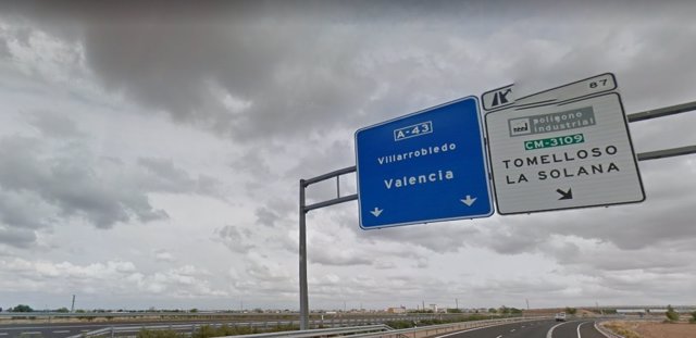 Autovía A-43 en Villarrobledo, carretera, tráfico.