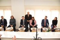 Page anuncia una nueva edición de 'aTempora' y una bienal internacional de la cerámica en Talavera