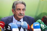 Revilla pide acabar con "sobresaltos" en el Gobierno para "trabajar" por los cántabros