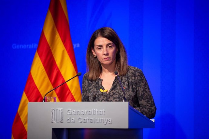 La consellera de Presidencia y portavoz del Govern, Meritxell Budó en rueda de prensa posterior al Consell Executiu en el Palacio de la Generalitat, en Barcelona (España), a 17 de diciembre de 2019.