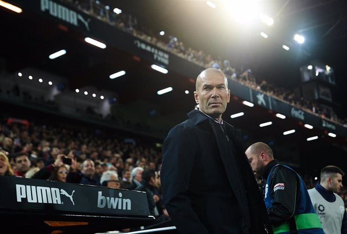 Zinédine Zidane antes de un partido
