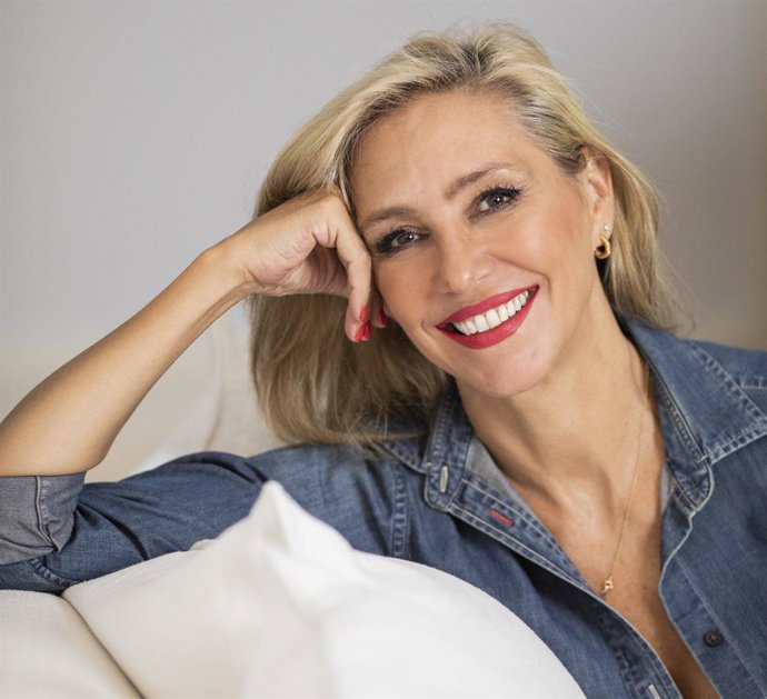 La escritora y periodista Marta Robles