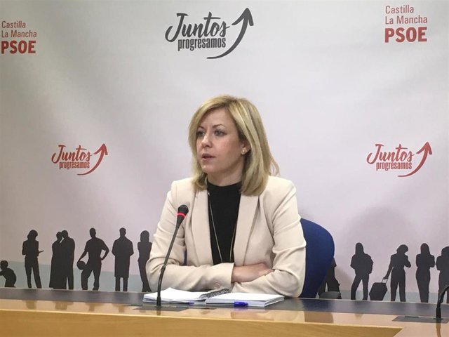 La portavoz del Grupo Parlamentario Socialista, Ana Isabel Abengózar.