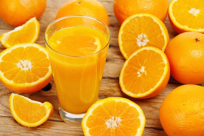Zumo de naranja, naranjas