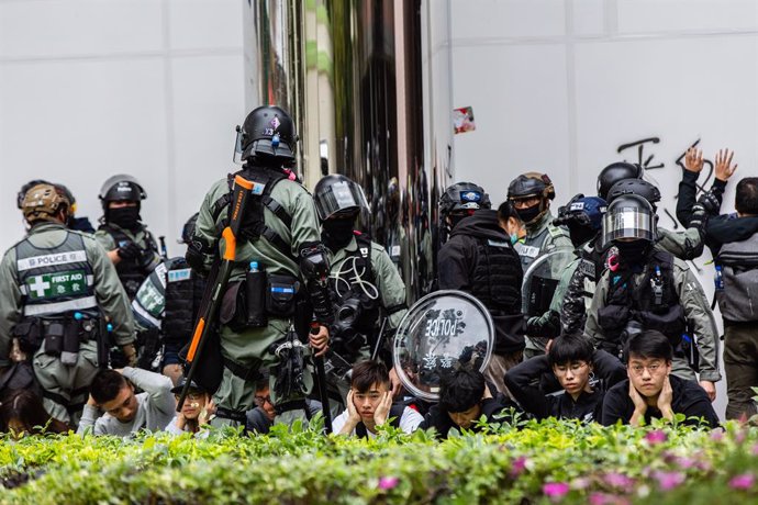 Un estudio estima que las protestas sociales en Hong Kong están aumentando las d