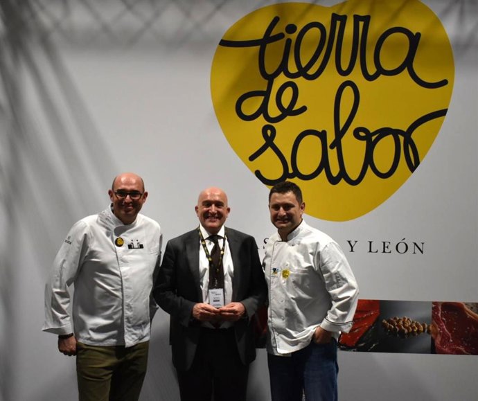 Carnero reclama a Planas trabajar en la negociación de la PAC junto a las CCAA y