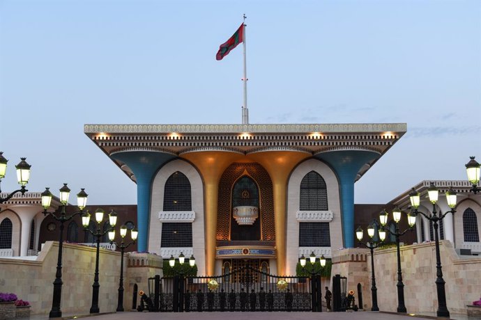El Rey Felipe asiste hoy en Omán a las honras fúnebres del sultán Qabus bin Said