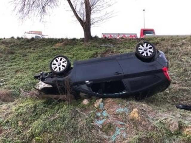 Estado en el que quedó el vehículo tras el accidente en Valladolid.