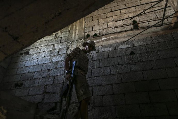 Libia.- Los combates se reanudan en Libia tras abandonar Moscú el general Haftar