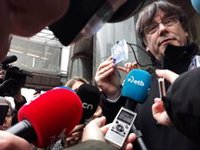 Puigdemont no descarta visitar els presos al febrer en una missió d'eurodiputats