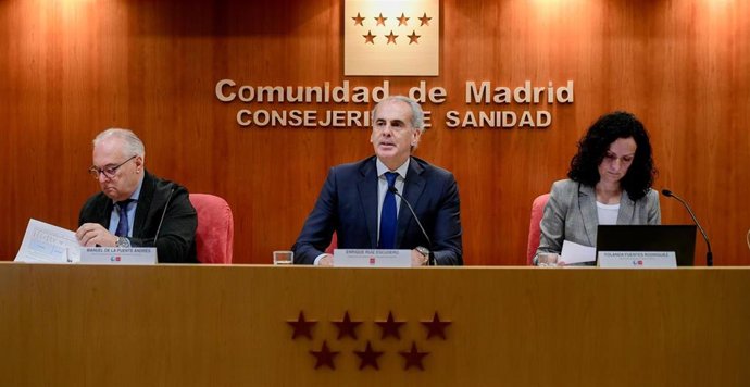 Imagen de recurso del consejero de Sanidad de la Comunidad de Madrid, Enrique Ruiz Escudero, durante la presentación del plan de invierno y contra la gripe.