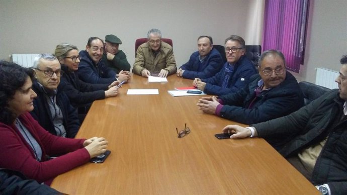 Reunión del PP con alcaldes de municipios afectados por la crecida del río Jerte