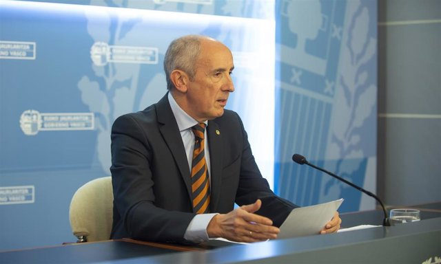 El Gobierno Vasco otorga un "voto de confianza" a Delgado frente a los fiscales que actuaron con "sectarismo radical".