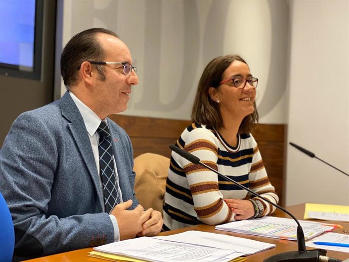 Oviedo.- El Ayuntamiento y el Real Oviedo firman el acuerdo de patrocinio para los próximos tres años