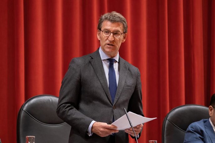 El presidente de la Xunta, Alberto Núñez Feijóo, en la toma de posesión del nuevo rector de la UDC