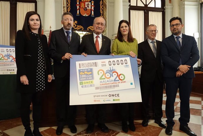 Presentación del cupón de la ONCE del 22 de enero dedicado a la Capitalidad Europea del Deporte de Málaga 2020