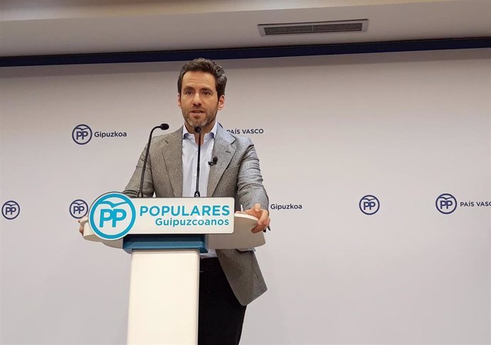 El hasta ahora portavoz del Partido Popular en el Parlamento vasco, Borja Sémper, en rueda de prensa tras anunciar que abandona la vida política, en San Sebastián /Euskadi (España), a 14 de enero de 2020.