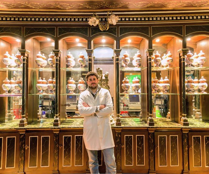 El Centro de Exposiciones Fundación Vital muestra fotografías de comercios y establecimientos emblemáticos de Vitoria