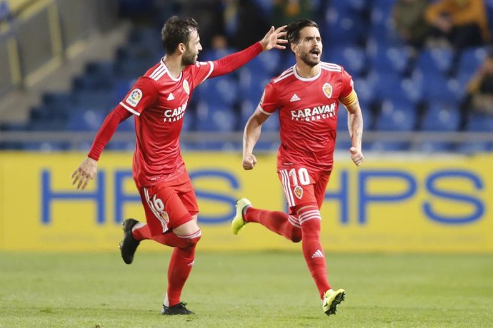 Fútbol/Segunda.- (Crónica) El Zaragoza da un golpe sobre la mesa al ganar en Las