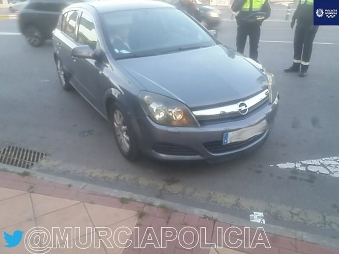 Imagen de uno de los vehículos inmovilizados por carecer de seguro