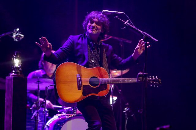 El cantante Quique González, durante su concierto en el circo Price, en Madrid (España) a 14 de enero de 2020.