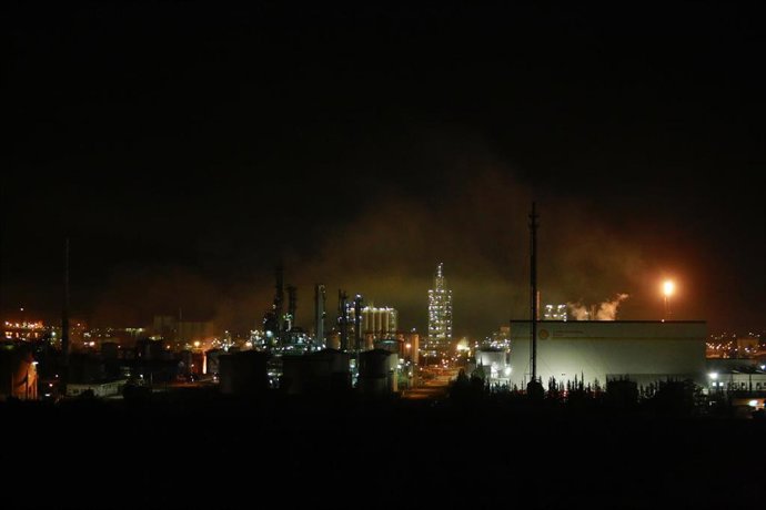 Explosión en la planta petroquímica de La Canonja (Tarragona) (archivo)