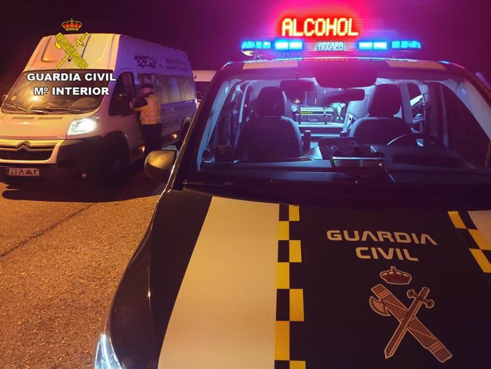 La Guardia Civil investiga al conductor de un camión que quintuplicó la tasa de alcoholemia permitida