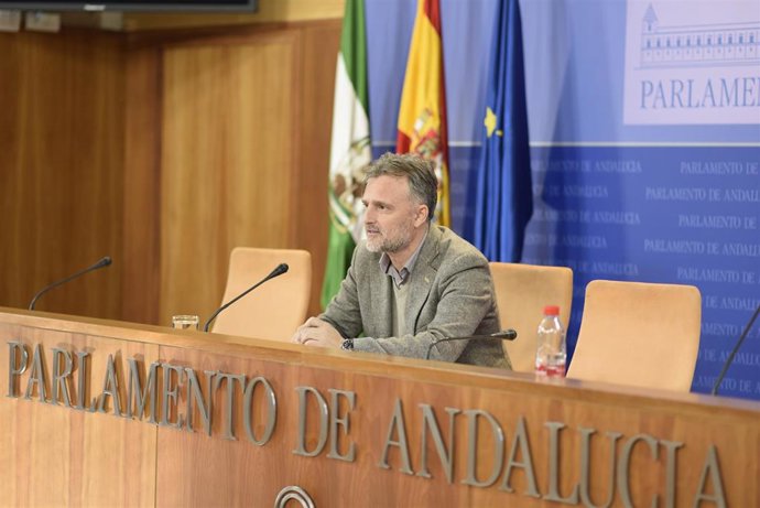 El portavoz parlamentario del PSOE-A, José Fiscal.