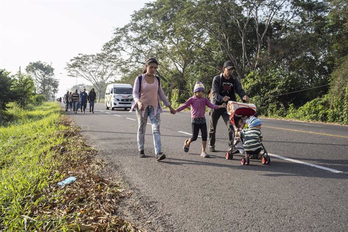 Honduras.- Una nueva caravana de migrantes parte desde Honduras con destino a EE