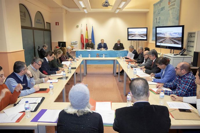 10:00.- Sala Usos Múltiples. Planta 1. Estación De Autobuses De Santander.  El Director General De Transportes Y Comunicaciones, Felipe Piña, Preside La Reunión Del Grupo De Trabajo Sobre La Red Ferroviaria En Cantabria.