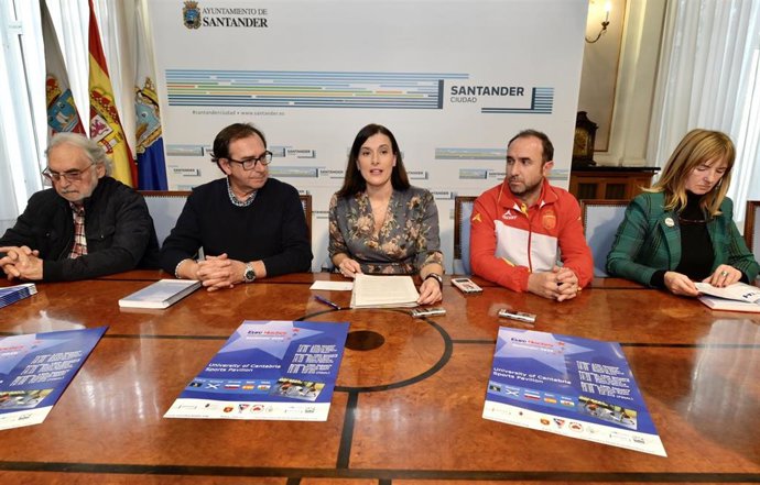 Presentación del Campeonato Europeo de Hockey Sala Masculino de Tercera Categoría que se disputará desde este viernes, 17 de enero, al domingo, día 19, en el Pabellón de la Universidad de Cantabria (UC) en Santander