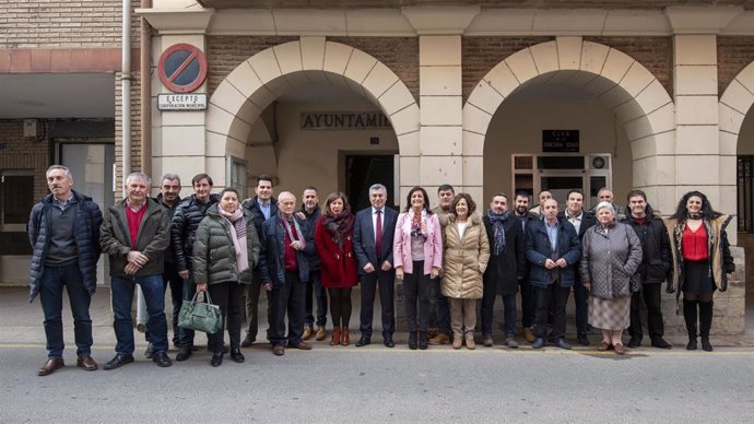 Reunión del Ejecutivo regional con alcaldes y alcaldesas de la comarca de Logroño