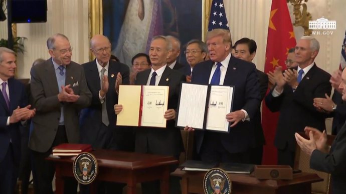 VÍDEO: EEUU firma la paz comercial con China y se compromete a eliminar los aran