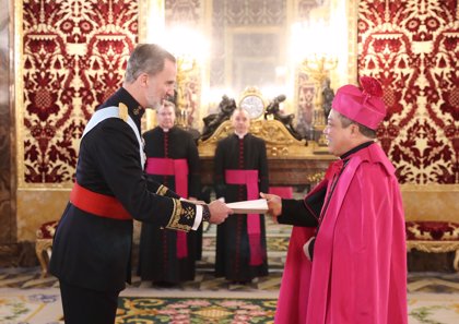El nuevo Nuncio del Vaticano en España presenta sus cartas credenciales al Rey