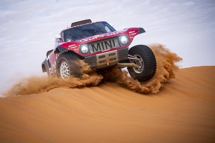 AV.- Rally/Dakar.- Sainz y Brabec enfilan el título a falta de la última etapa