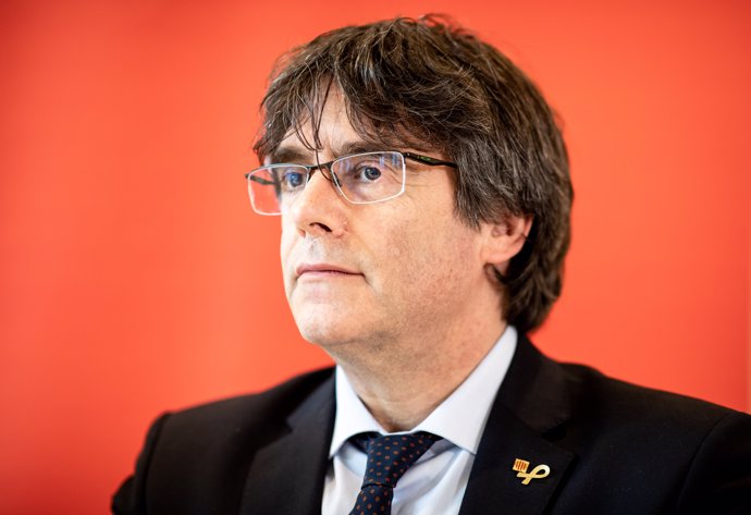 FILED - 03 June 2019, Hamburg: Former President of the Government of Catalonia Carles Puigdemont speaks during a press conference at a hotel complex in Hamburg. dpa. Photo: Christian Charisius/dpa