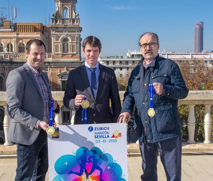 [Sevilla] Zurich Maraton Sevilla 2020. Medalla Y Cartel. Nota De Prensa Y Fotografía.